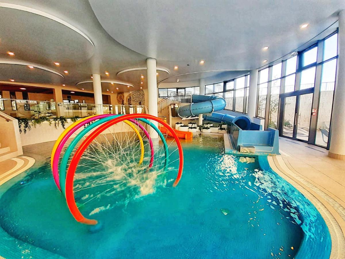 Lulu Apartments - Finn - Apartament 3Pokojowy Polanki Aqua, Basen Silownia I Garaz W Cenie Kołobrzeg Eksteriør billede